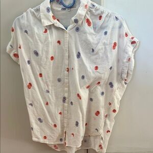 White Short-Sleeve Shirt with Red and Blue Print